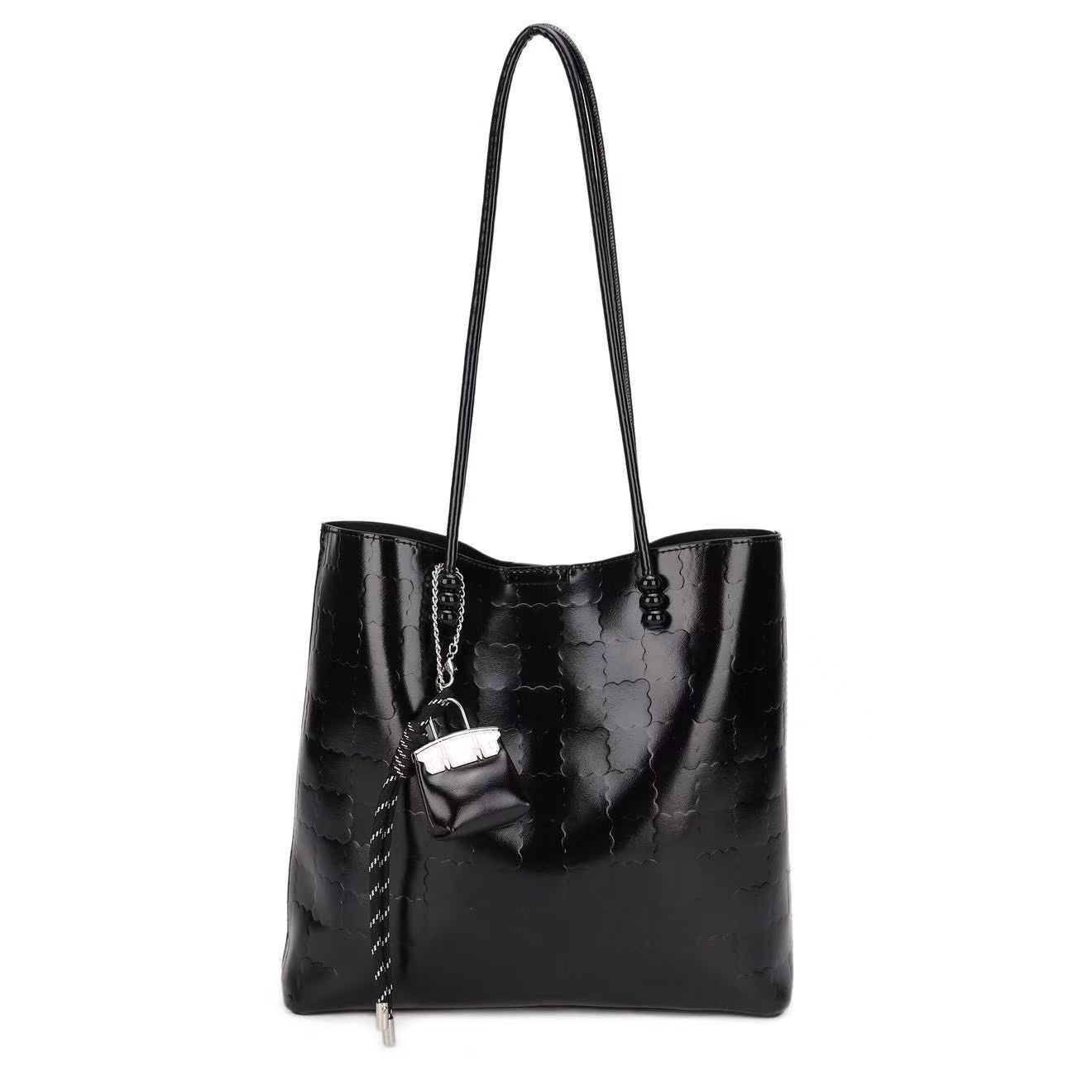Diana Tote Bag with Charm